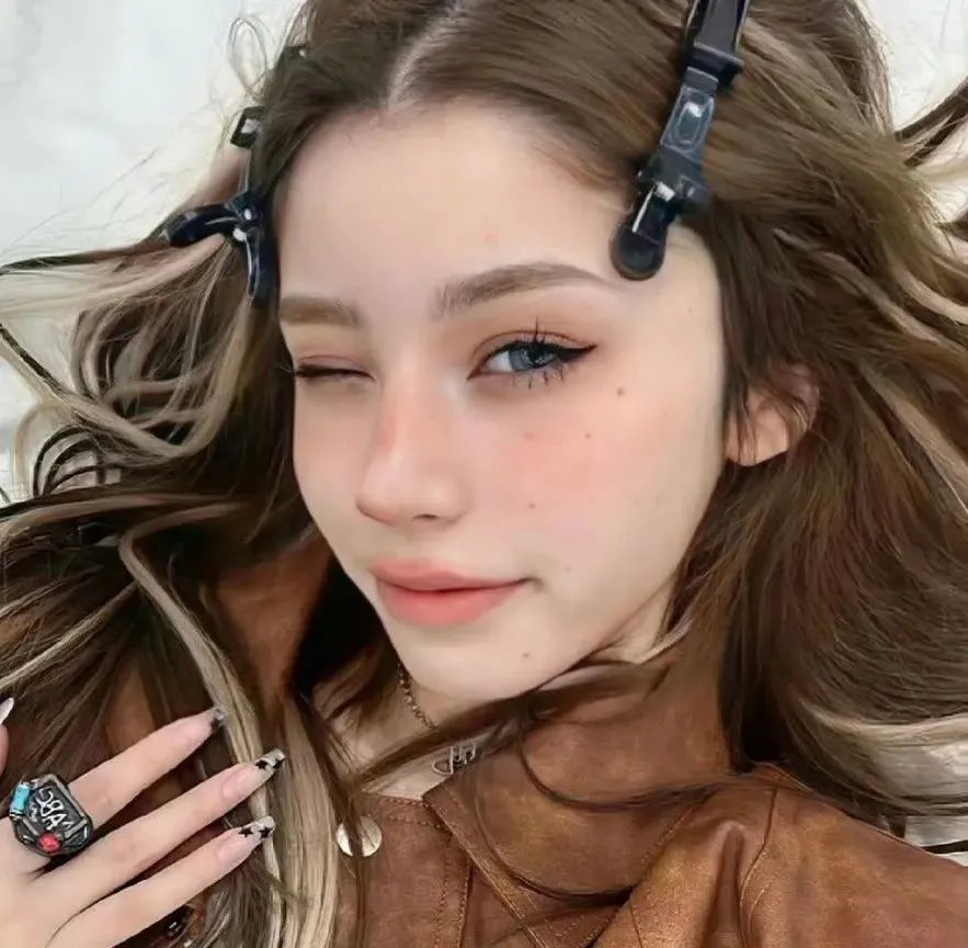 人工性智能